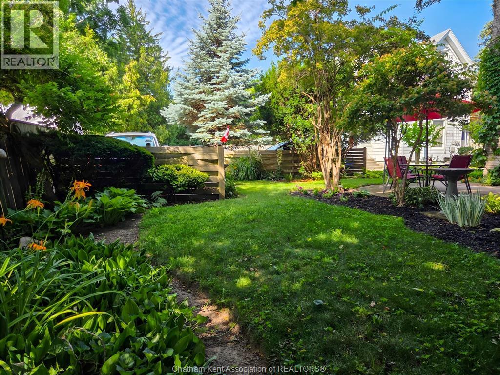 454 King Street West Property Photo 12
