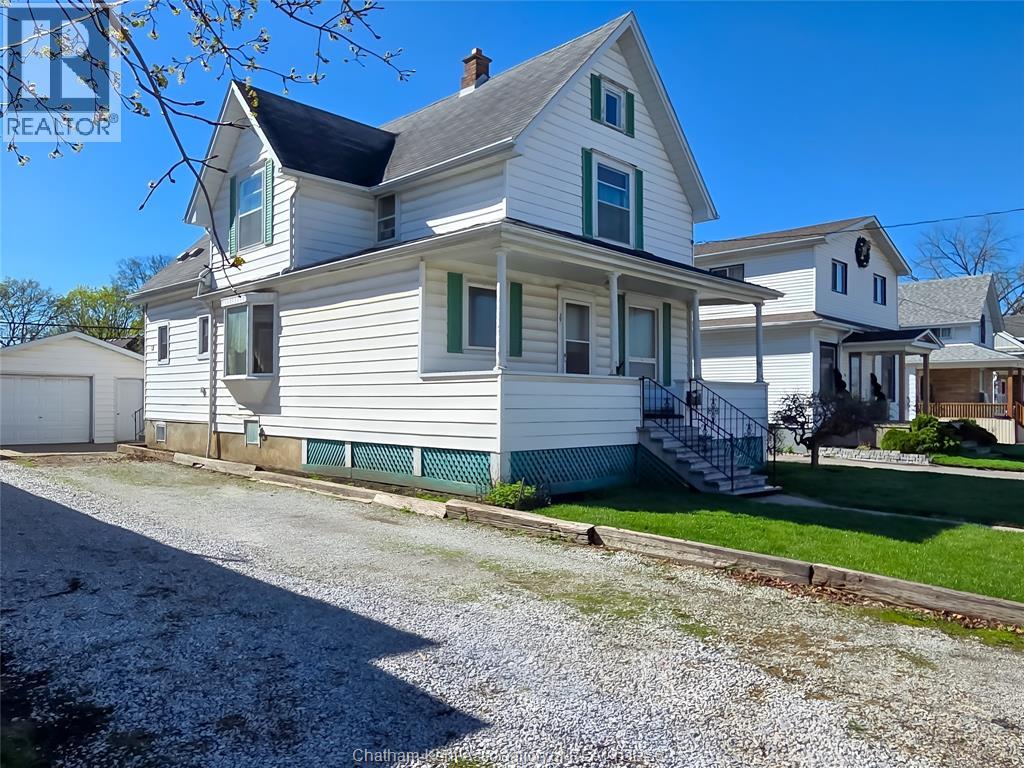 34 Park Avenue West Property Photo 1
