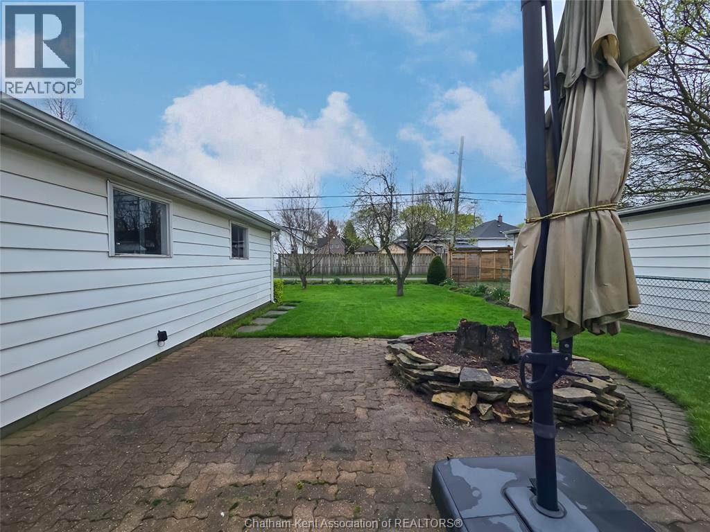 34 Park Avenue West Property Photo 4