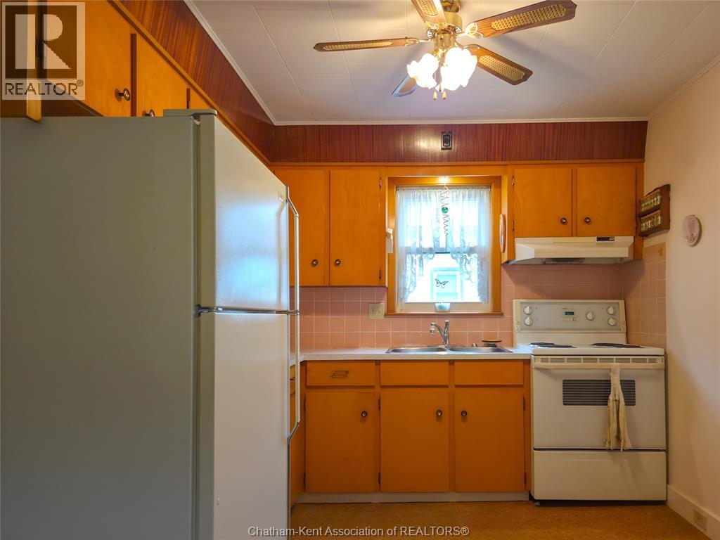 34 Park Avenue West Property Photo 11