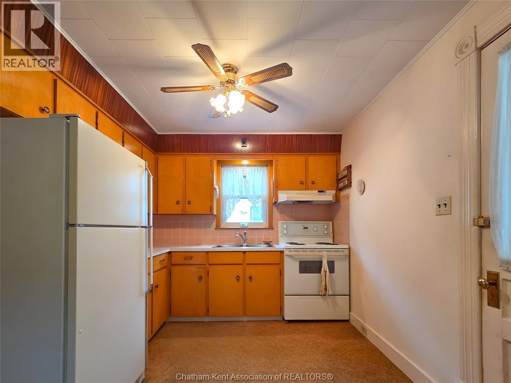 34 Park Avenue West Property Photo 12