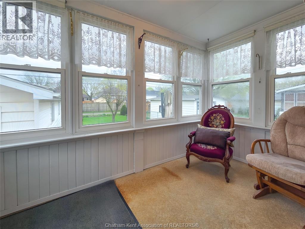 34 Park Avenue West Property Photo 16