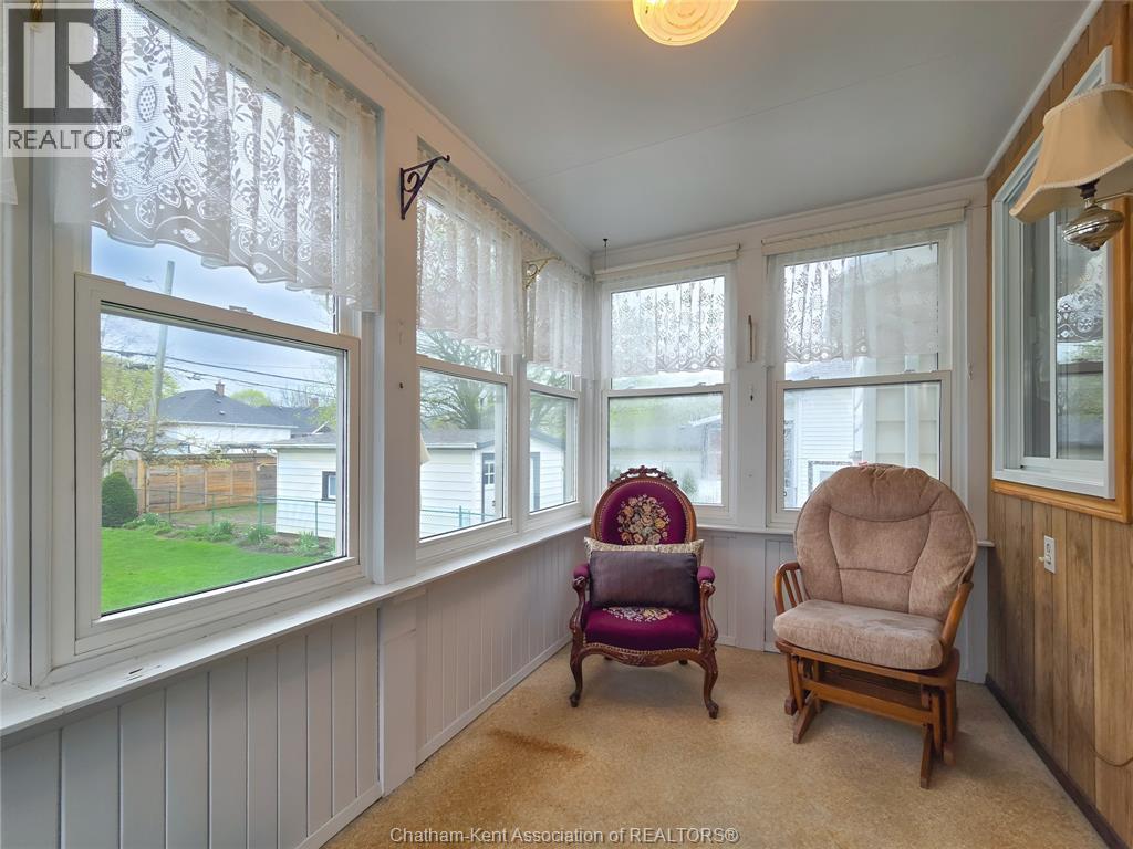 34 Park Avenue West Property Photo 17