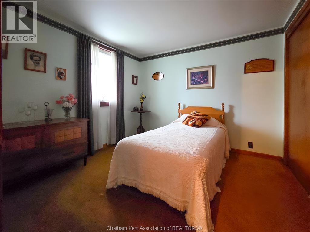 34 Park Avenue West Property Photo 18