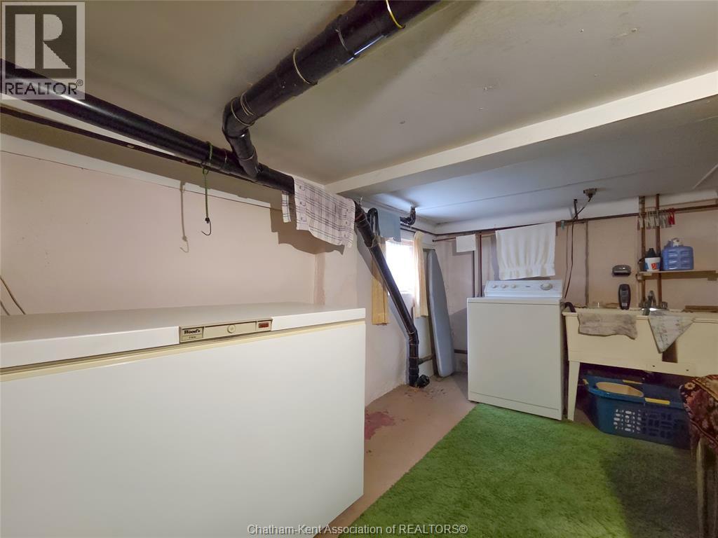 34 Park Avenue West Property Photo 39