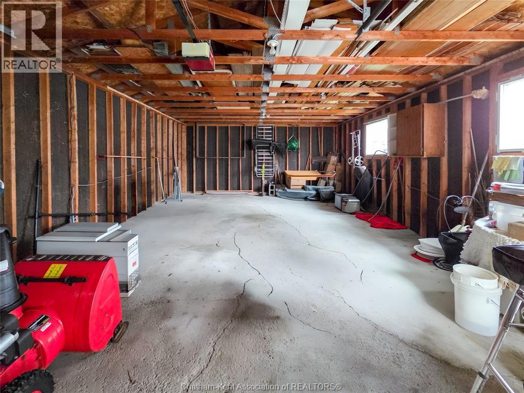 34 Park Avenue West Property Photo 42