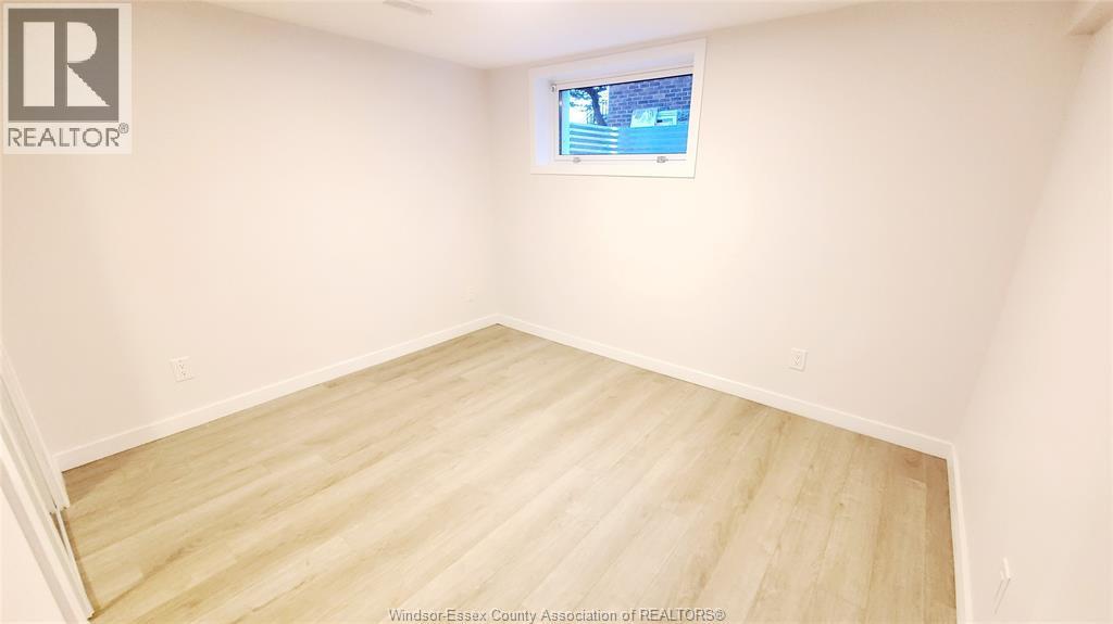 1475 Francois Unit# B Property Photo 6