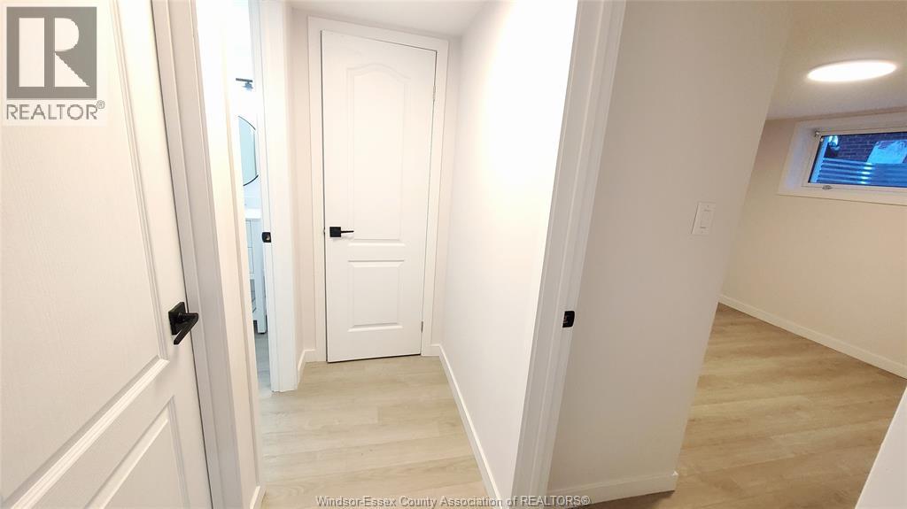 1475 Francois Unit# B Property Photo 9