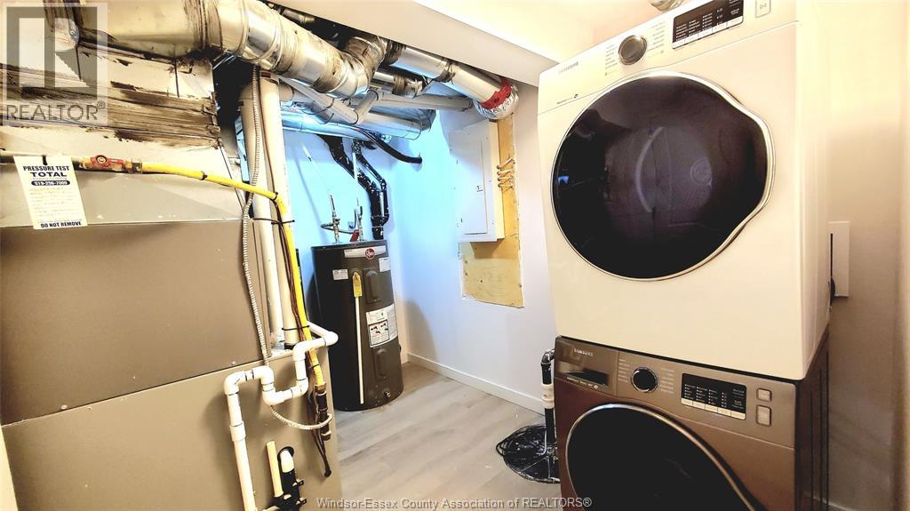 1475 Francois Unit# B Property Photo 10