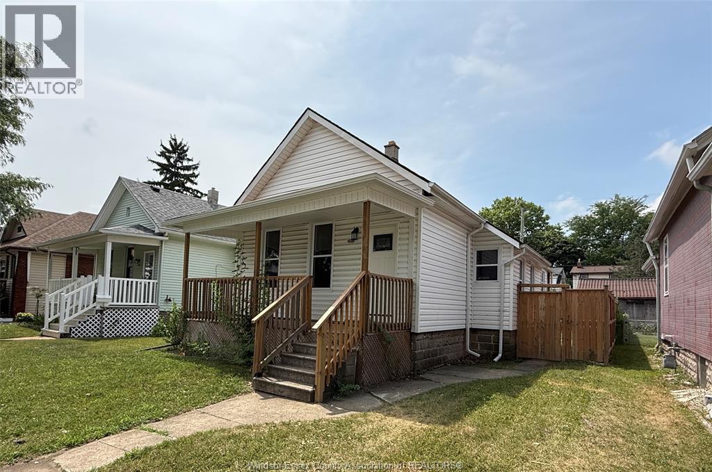 1539 Windermere Road Property Photo 2