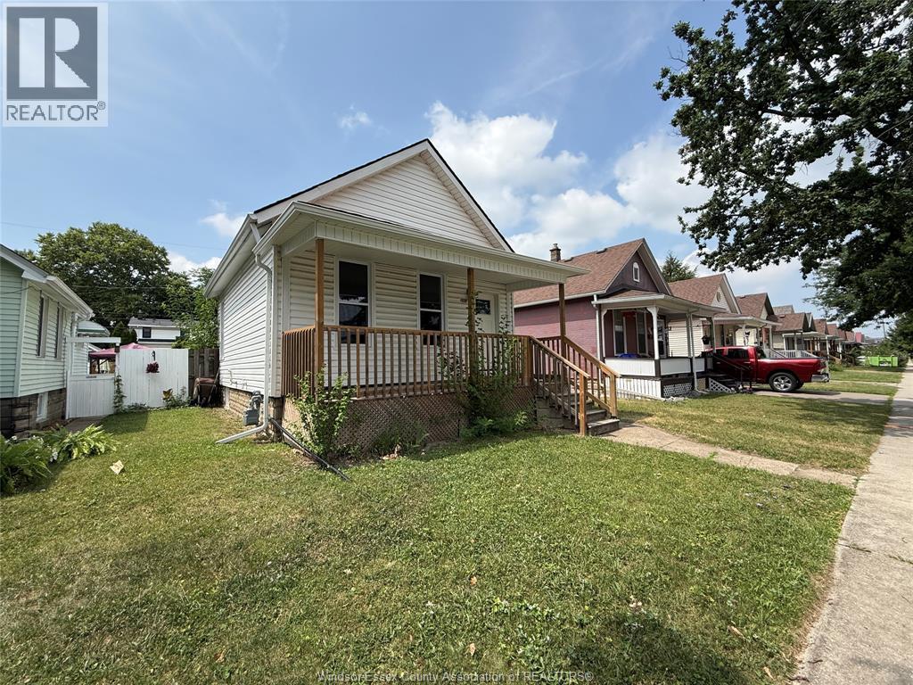 1539 Windermere Road Property Photo 3