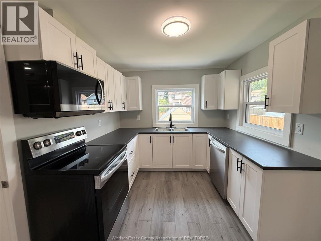 1539 Windermere Road Property Photo 15