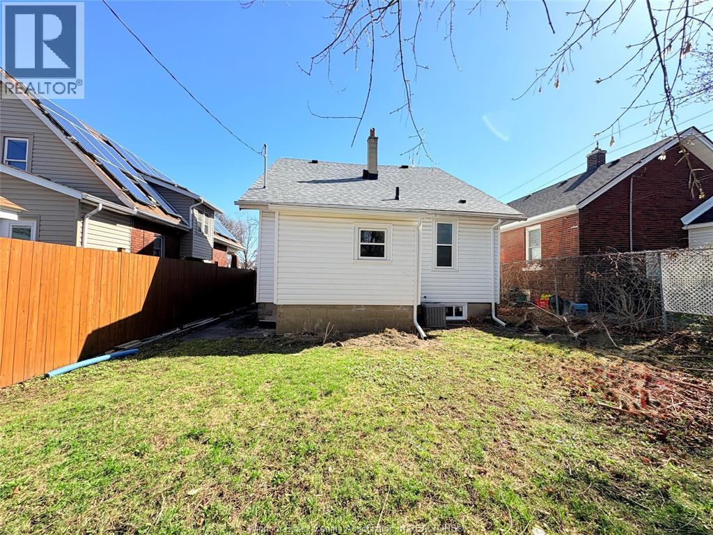 1489 Windermere Road Property Photo 2