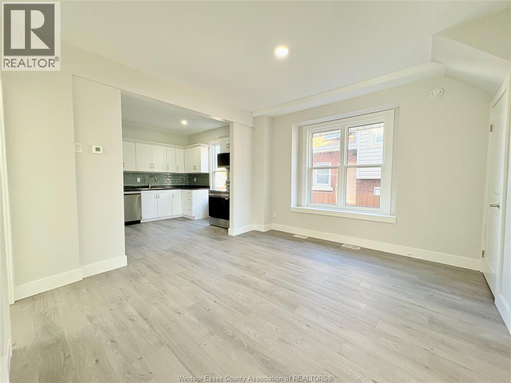 1489 Windermere Road Property Photo 8