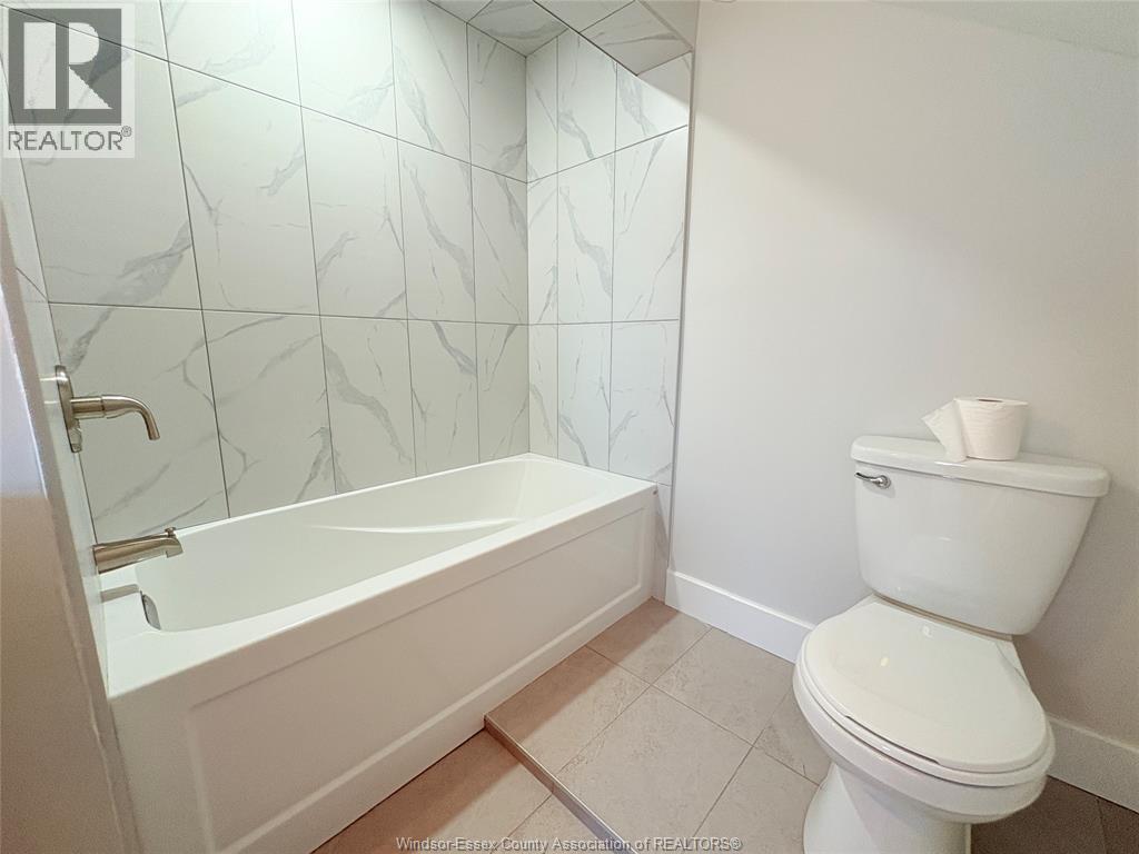 1489 Windermere Road Property Photo 13