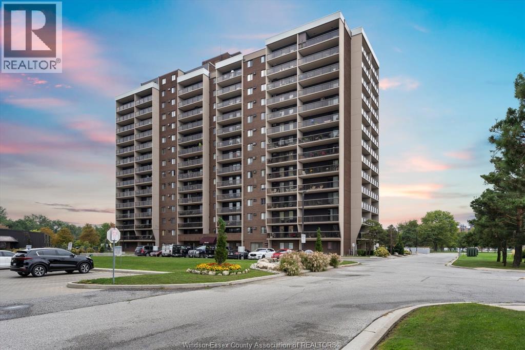 9099 RIVERSIDE DRIVE East Unit# 907W Property Photo 1