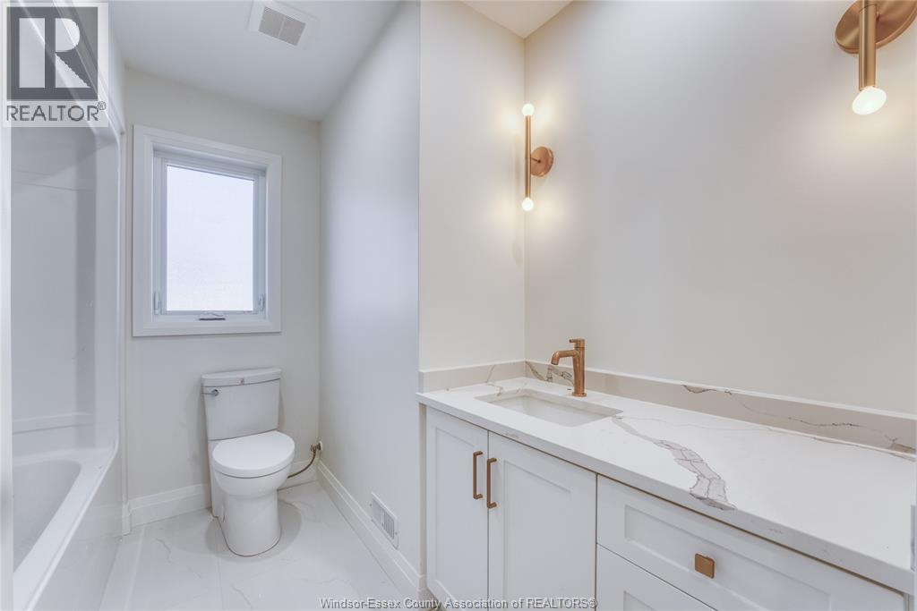 375 Mayrand Street Property Photo 14