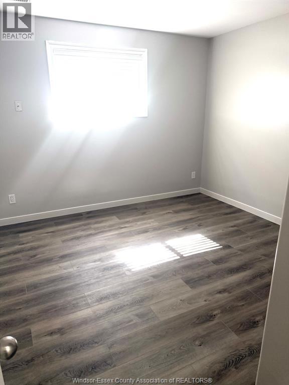 211 Branton Unit# Lower Property Photo 4