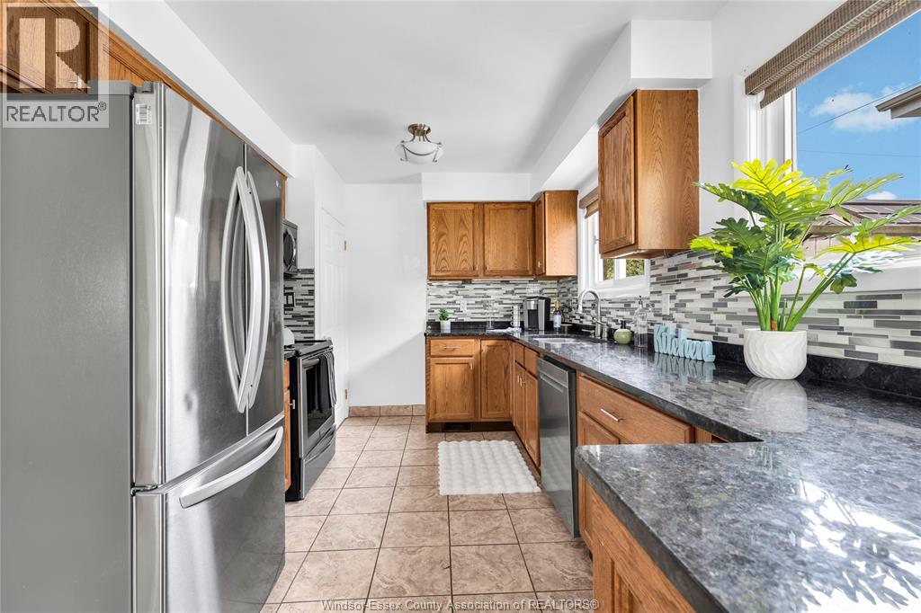 465 Christopher Property Photo 11