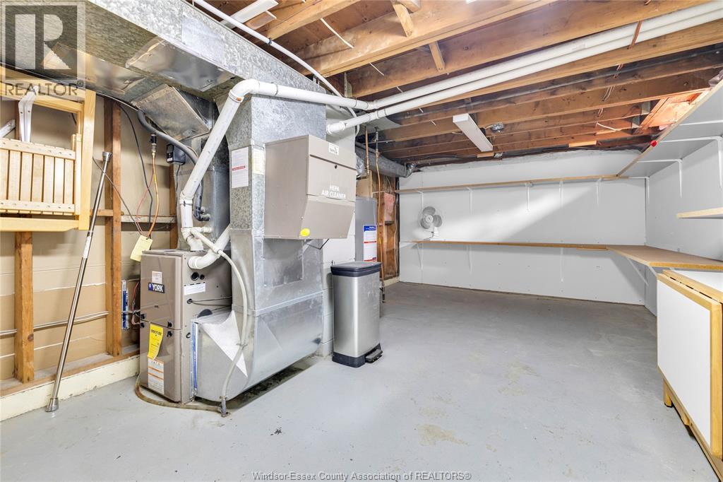 465 Christopher Property Photo 21