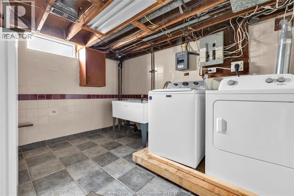 465 Christopher Property Photo 22