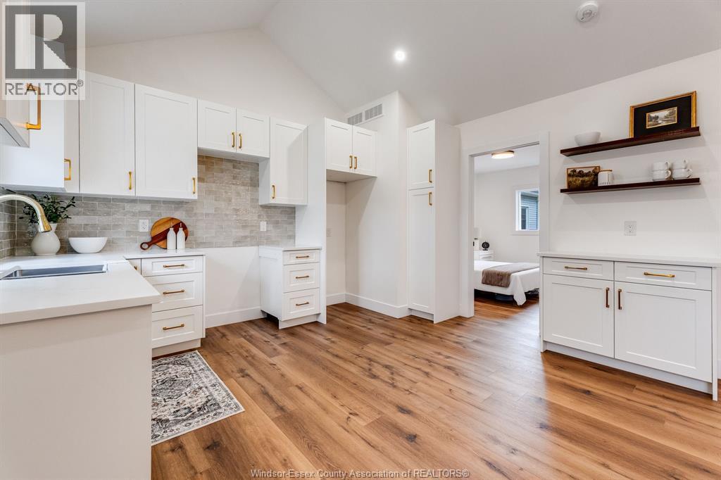5 Howard Street Property Photo 4