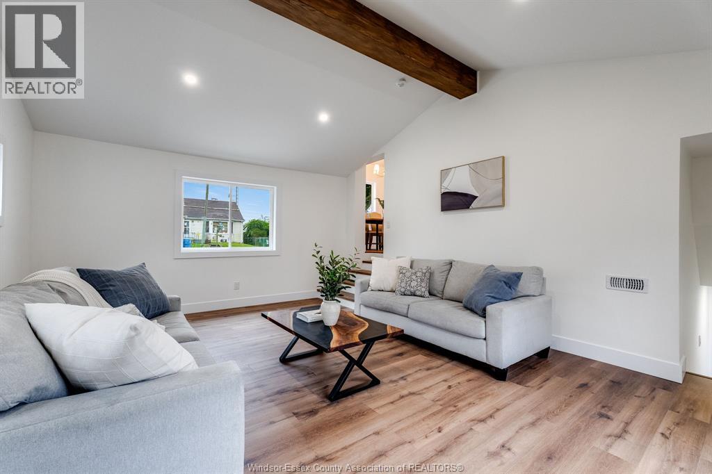 5 Howard Street Property Photo 13