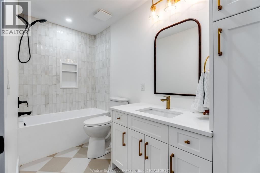 5 Howard Street Property Photo 17
