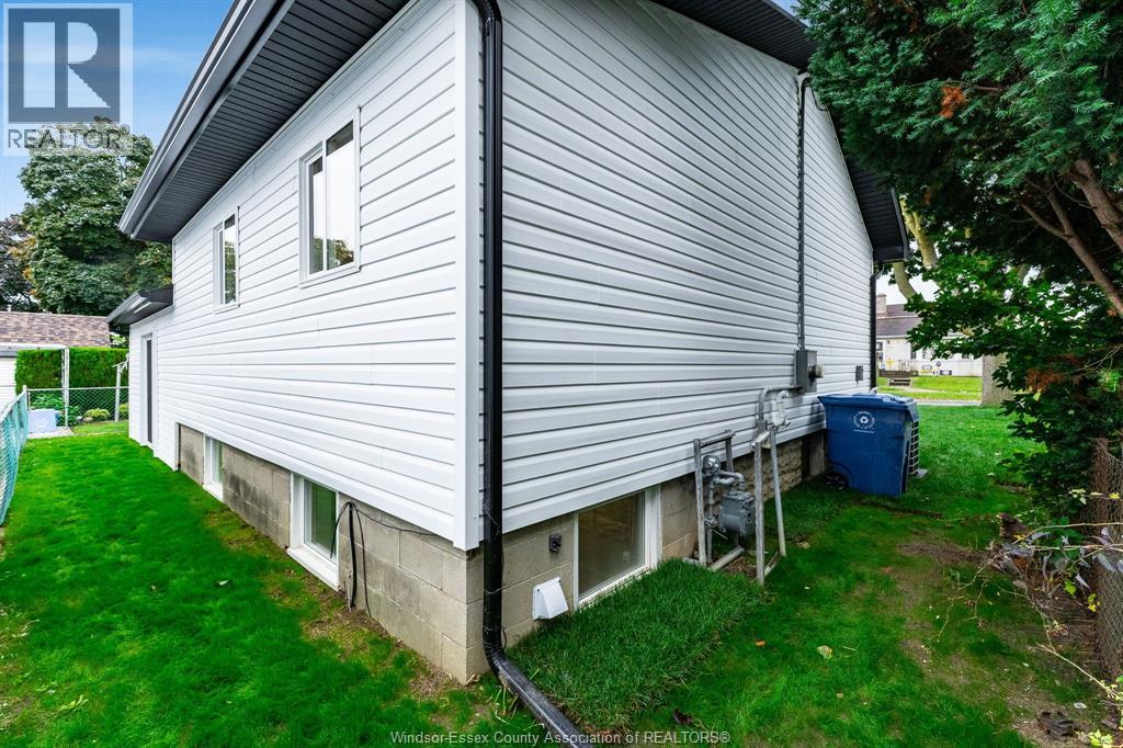 5 Howard Street Property Photo 27