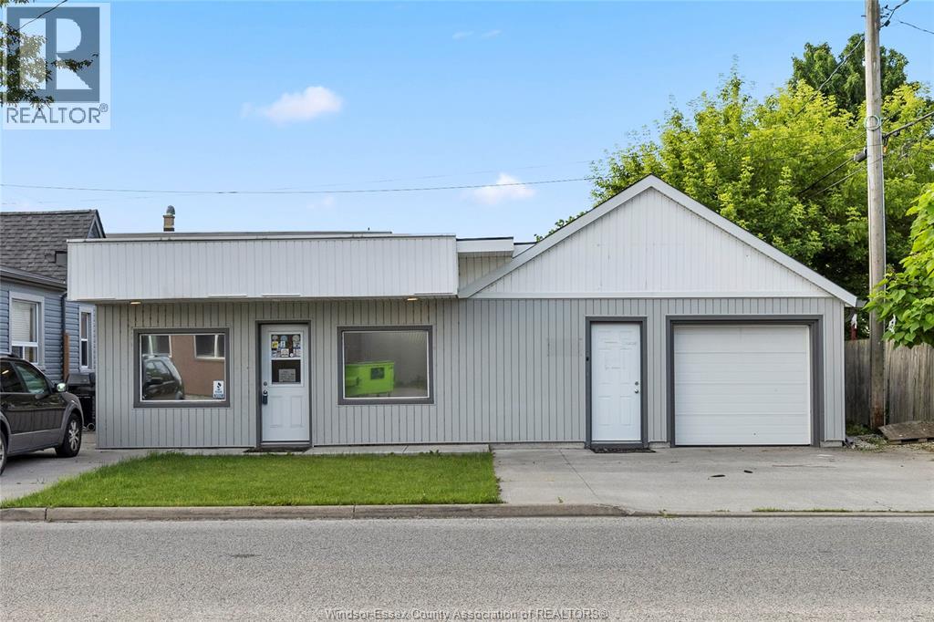 3603 WALKER Property Photo 1