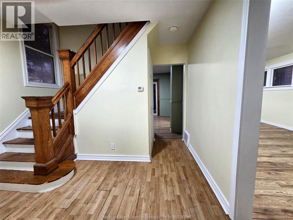 328 John B Avenue Property Photo 2