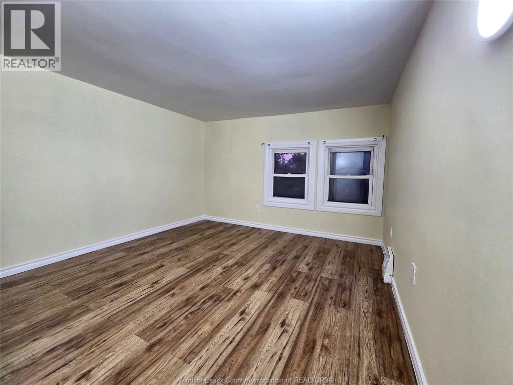 328 John B Avenue Property Photo 9