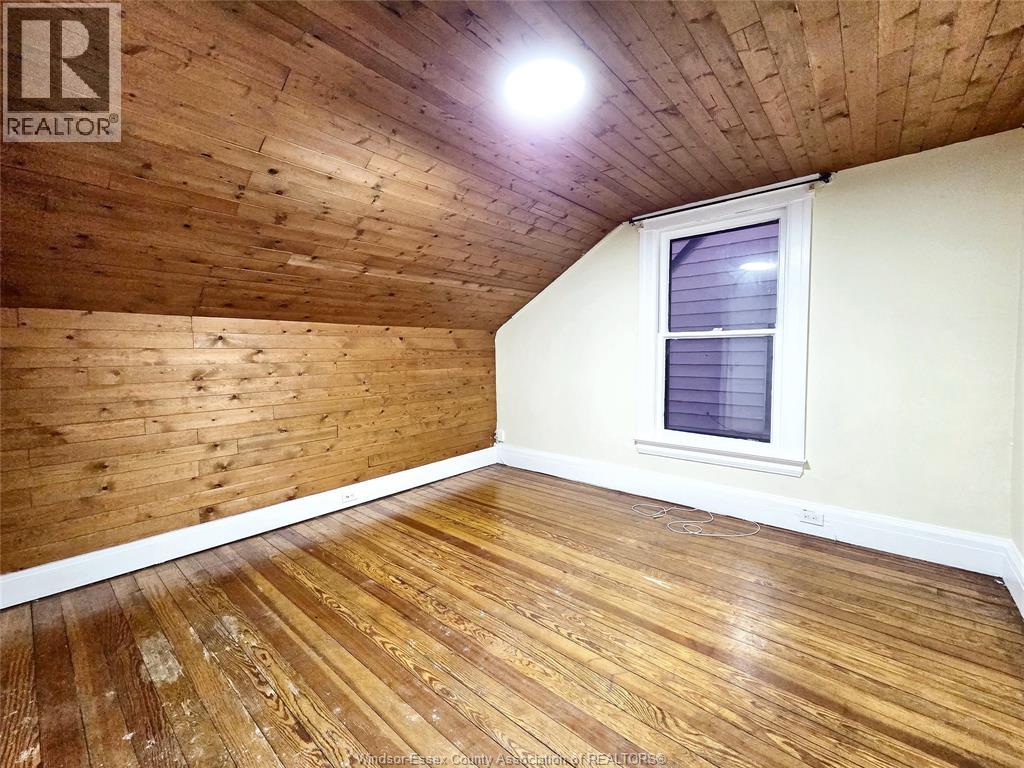 328 John B Avenue Property Photo 11