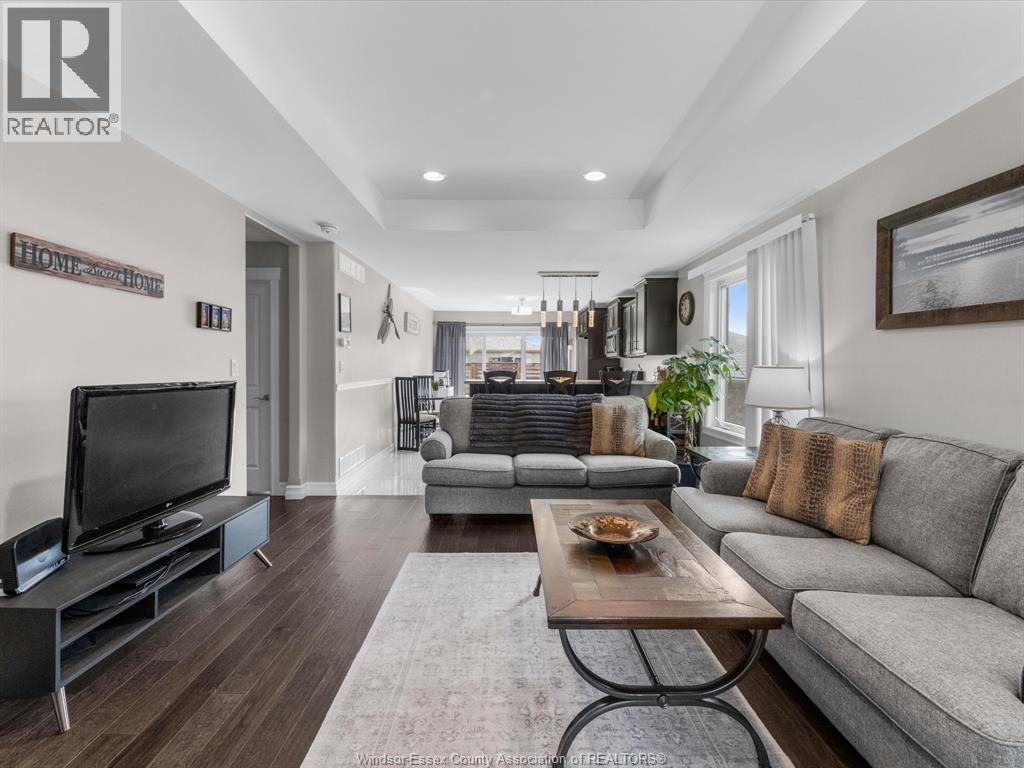 9 Shaw Drive Property Photo 6