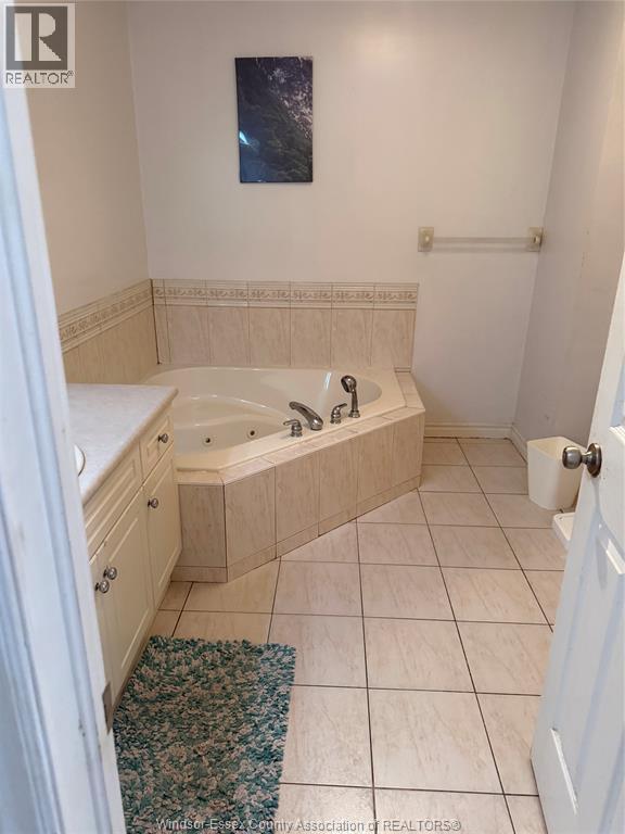 2337 Askin Property Photo 6