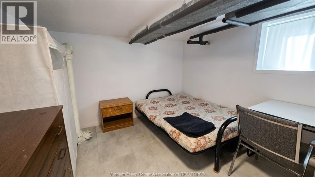 721-723 Campbell Avenue Property Photo 29