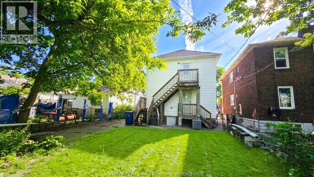 721-723 Campbell Avenue Property Photo 31