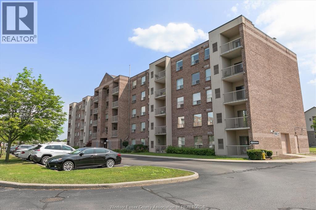 8335 WYANDOTTE STREET East Unit# 108 Property Photo 1