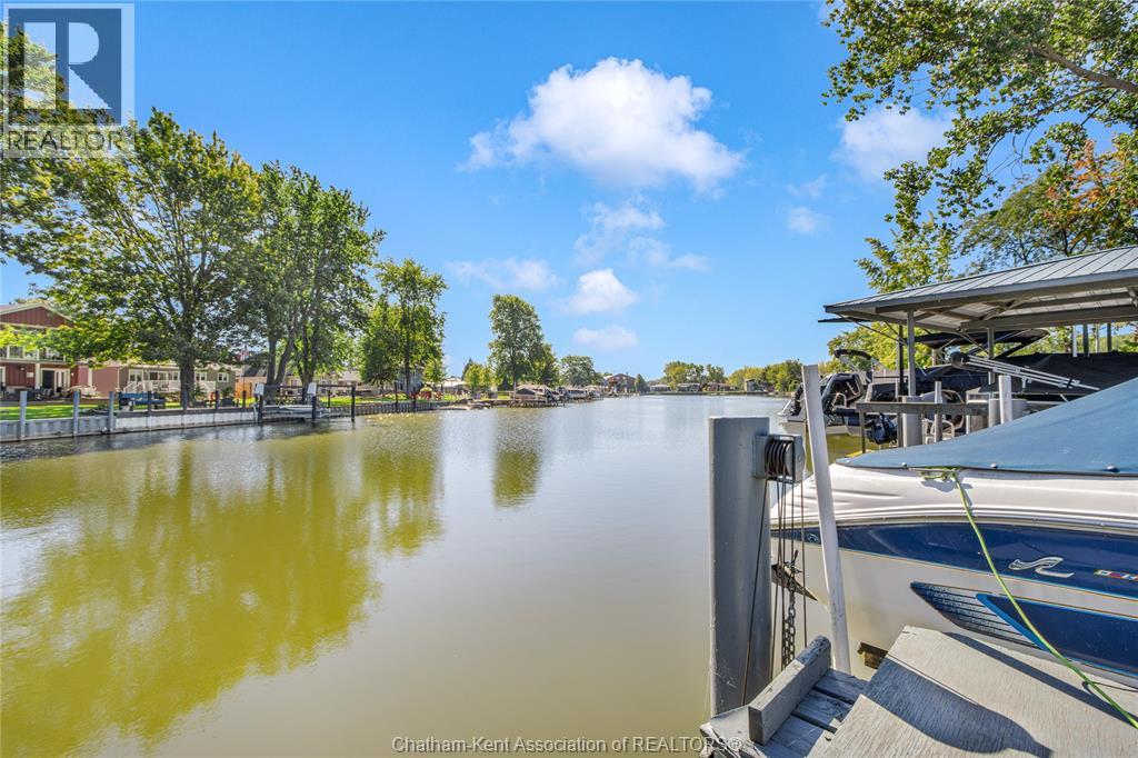 105 Island Crescent Property Photo 16