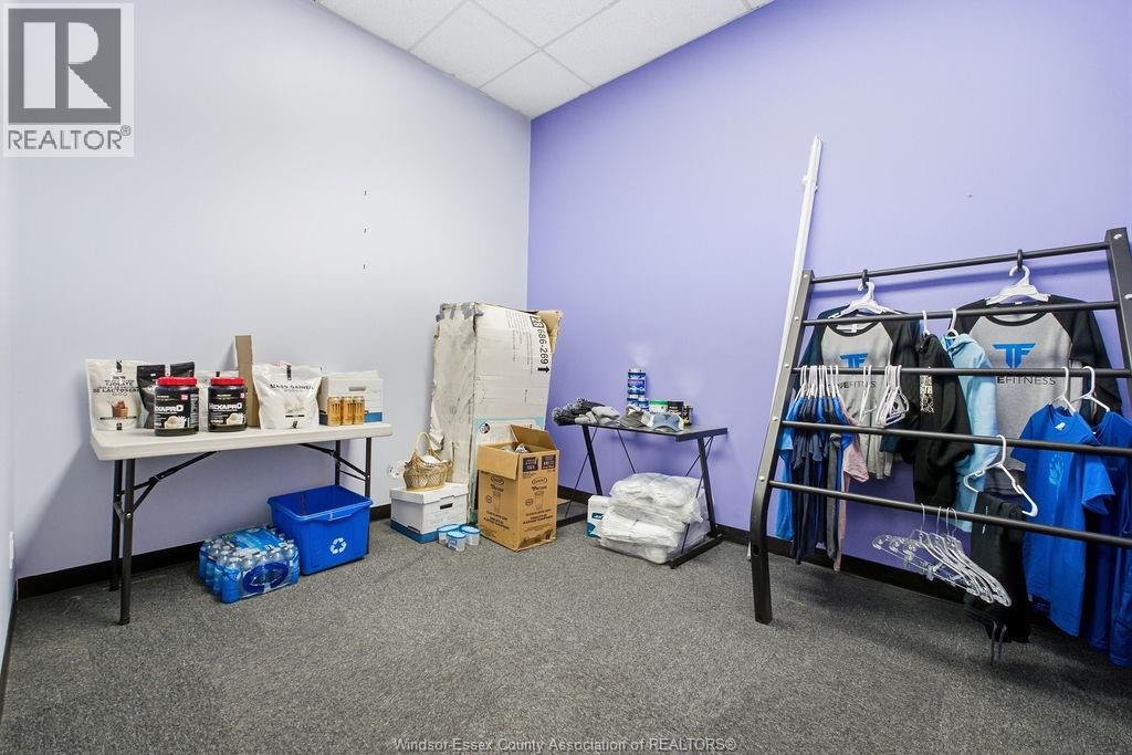 443 Ouellette Avenue Property Photo 35