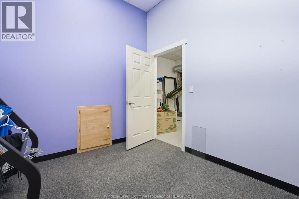 443 Ouellette Avenue Property Photo 38