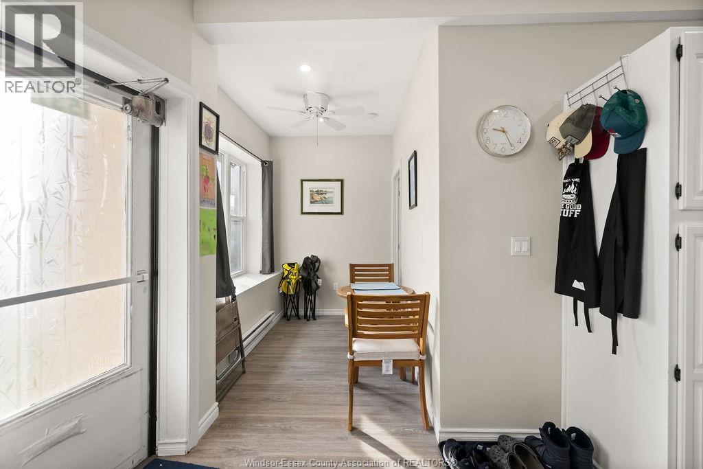1537 Howard Property Photo 3