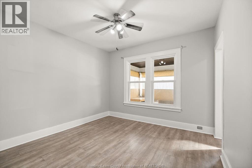 1539 Howard Property Photo 3