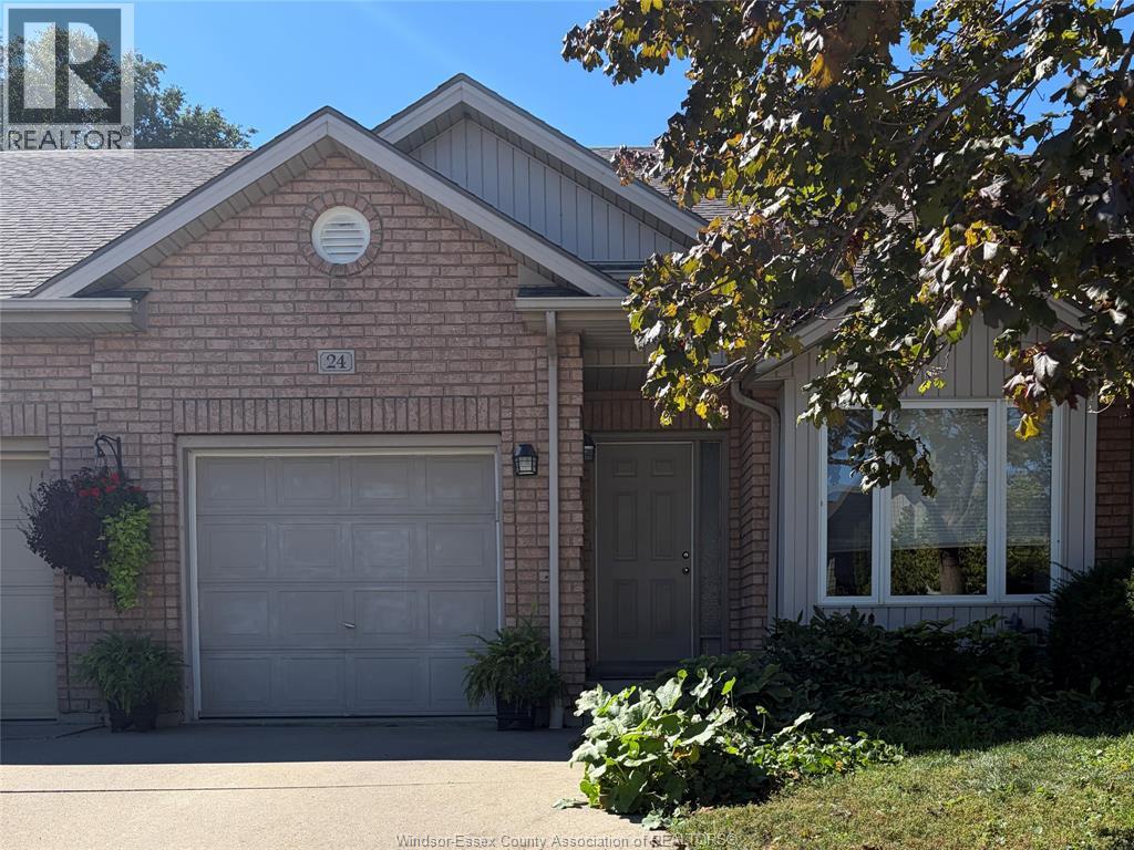 24 Erie Glen Crescent Photo de la propriété 1