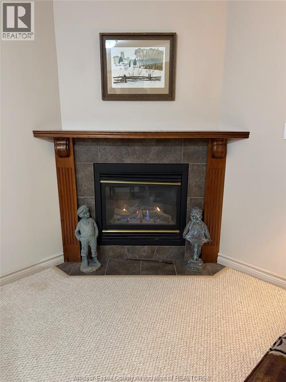 24 Erie Glen Crescent Property Photo 16