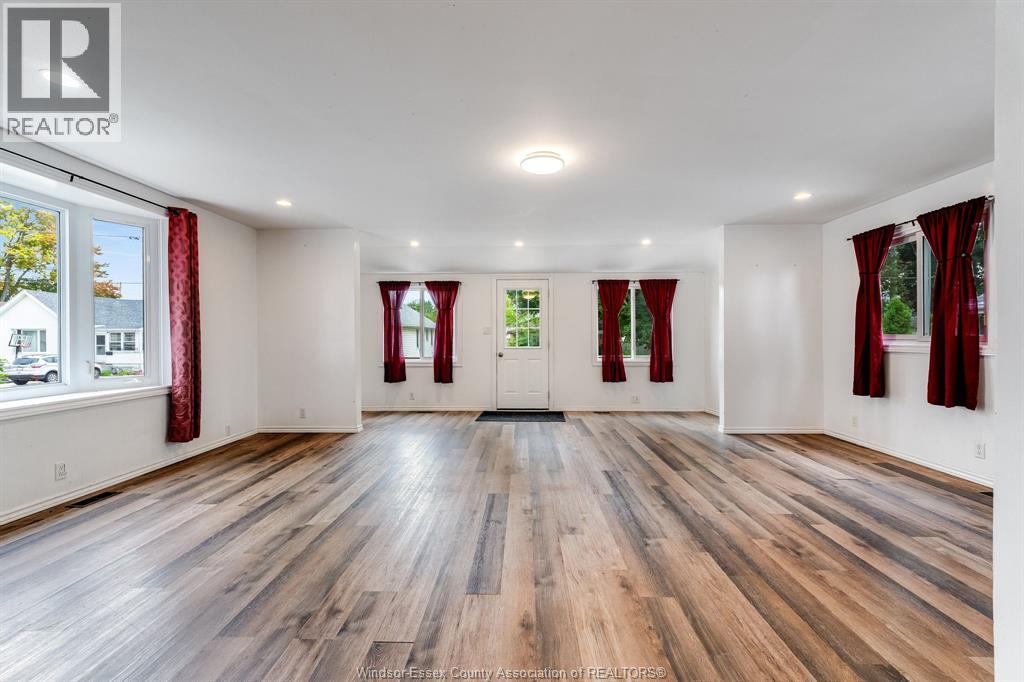 171 Edgar Street Property Photo 3