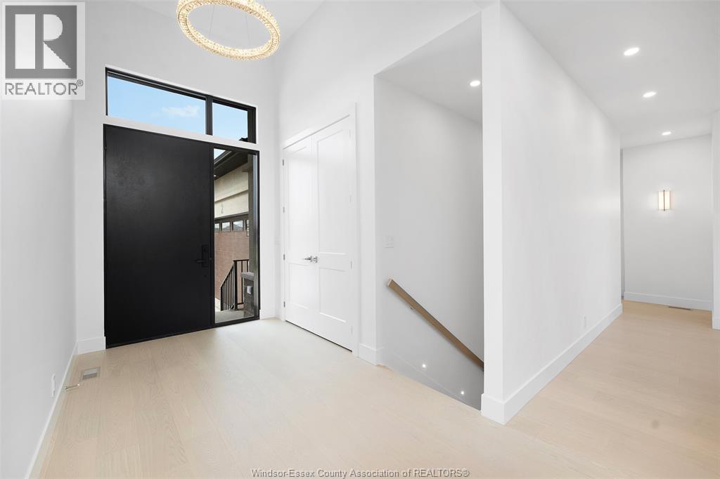 2 Pebble Beach Court Property Photo 7