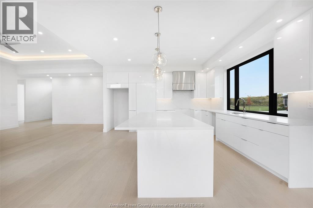2 Pebble Beach Court Property Photo 16