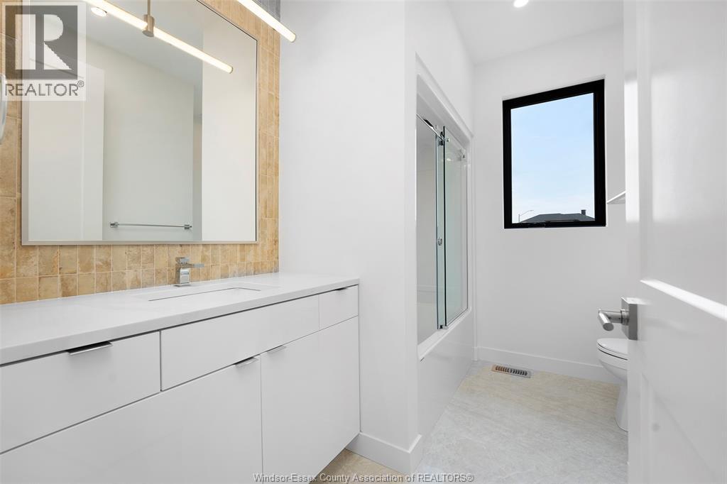 2 Pebble Beach Court Property Photo 27