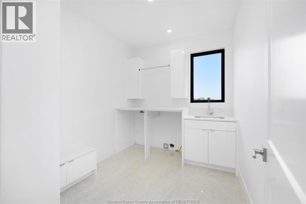 2 Pebble Beach Court Property Photo 29